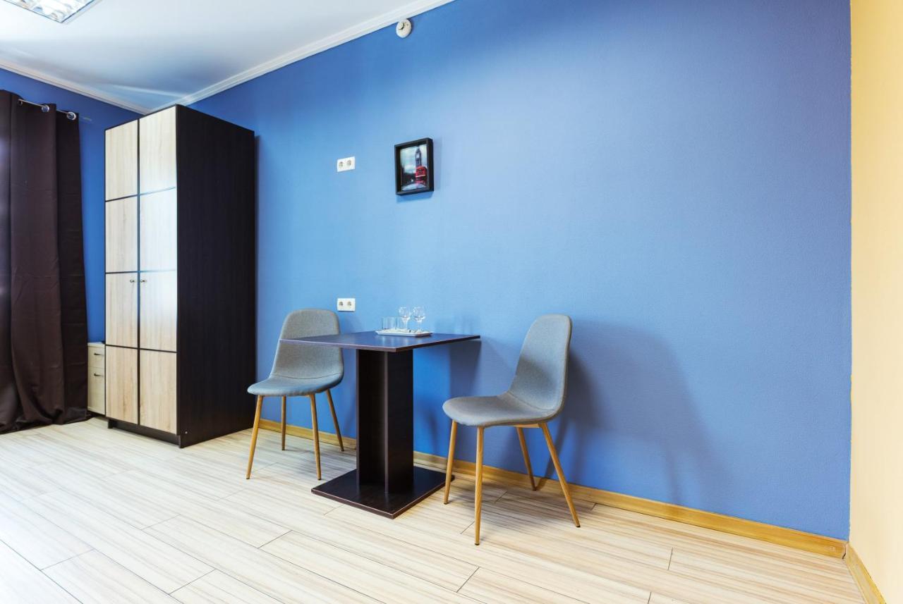 Guest House "Golden Gate 911 " Kiev Esterno foto